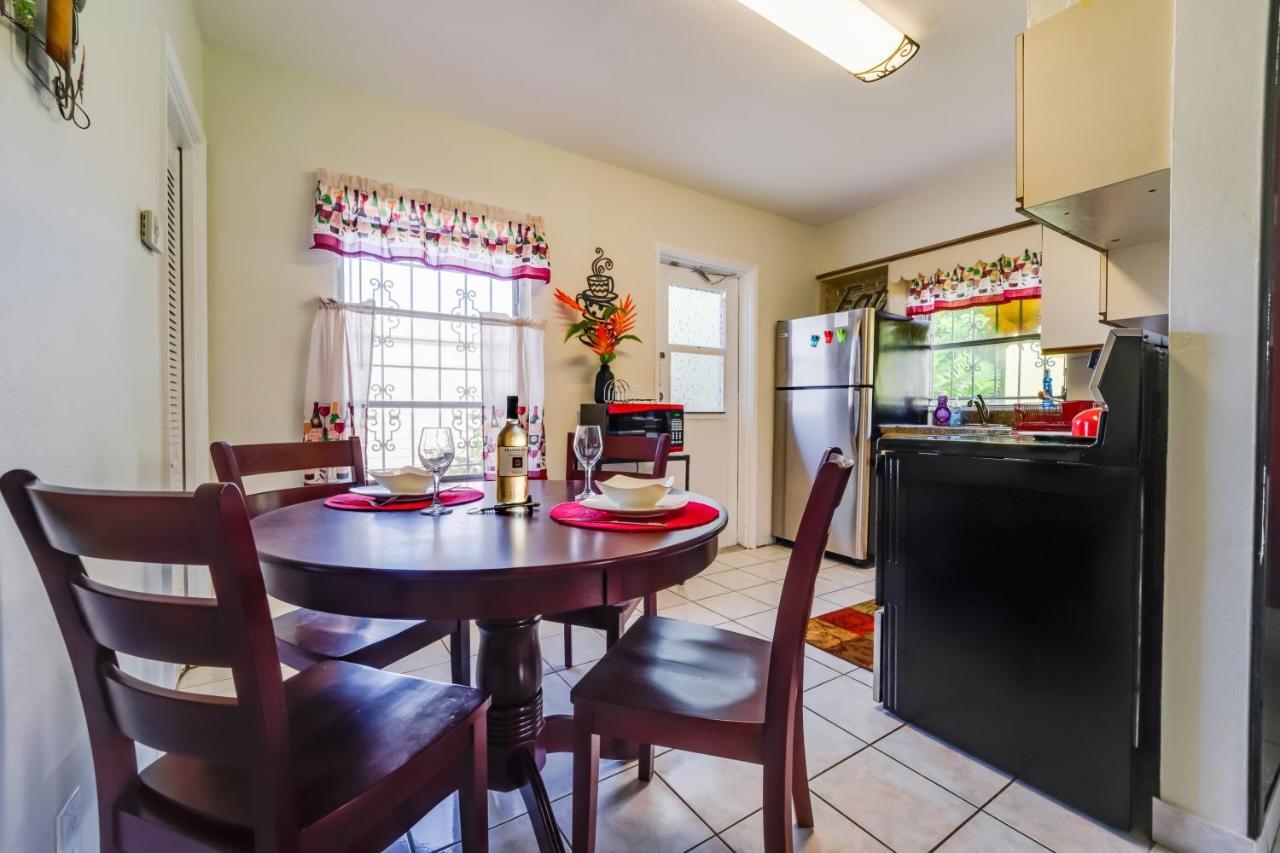 Beach Chairs, Good Kitchen, Strong Wifi On 14Th Ave Форт-Лодердейл Экстерьер фото