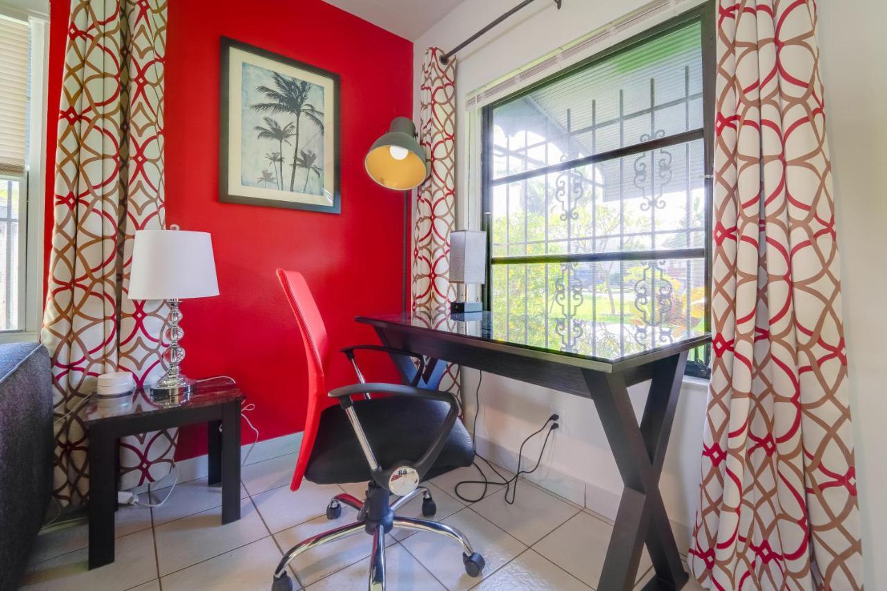 Beach Chairs, Good Kitchen, Strong Wifi On 14Th Ave Форт-Лодердейл Экстерьер фото