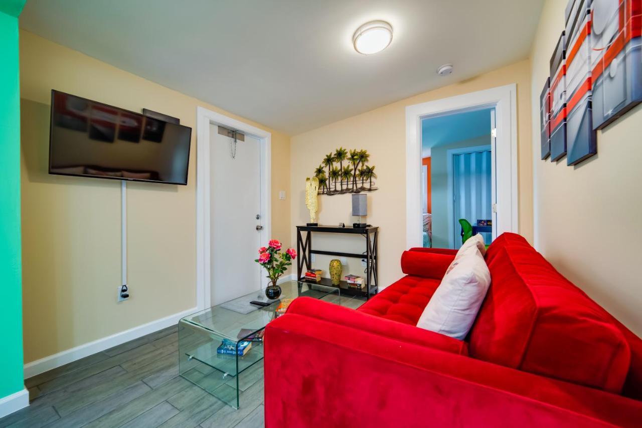 Beach Chairs, Good Kitchen, Strong Wifi On 14Th Ave Форт-Лодердейл Экстерьер фото
